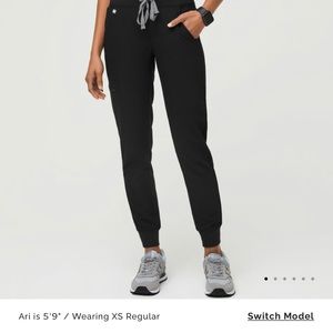 Figs women’s jogger scrub pants